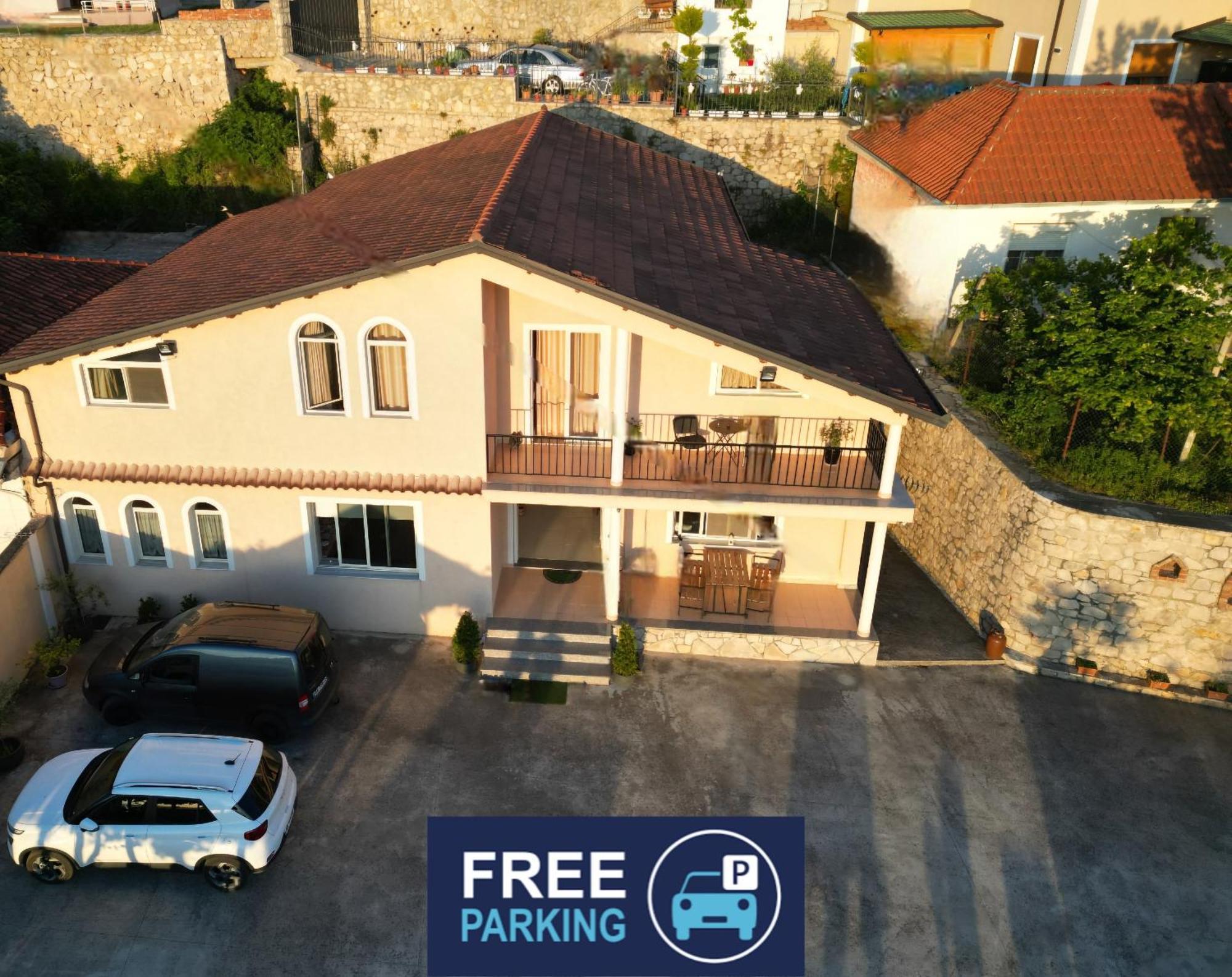 Vila Ama Kruje Bed and Breakfast Εξωτερικό φωτογραφία